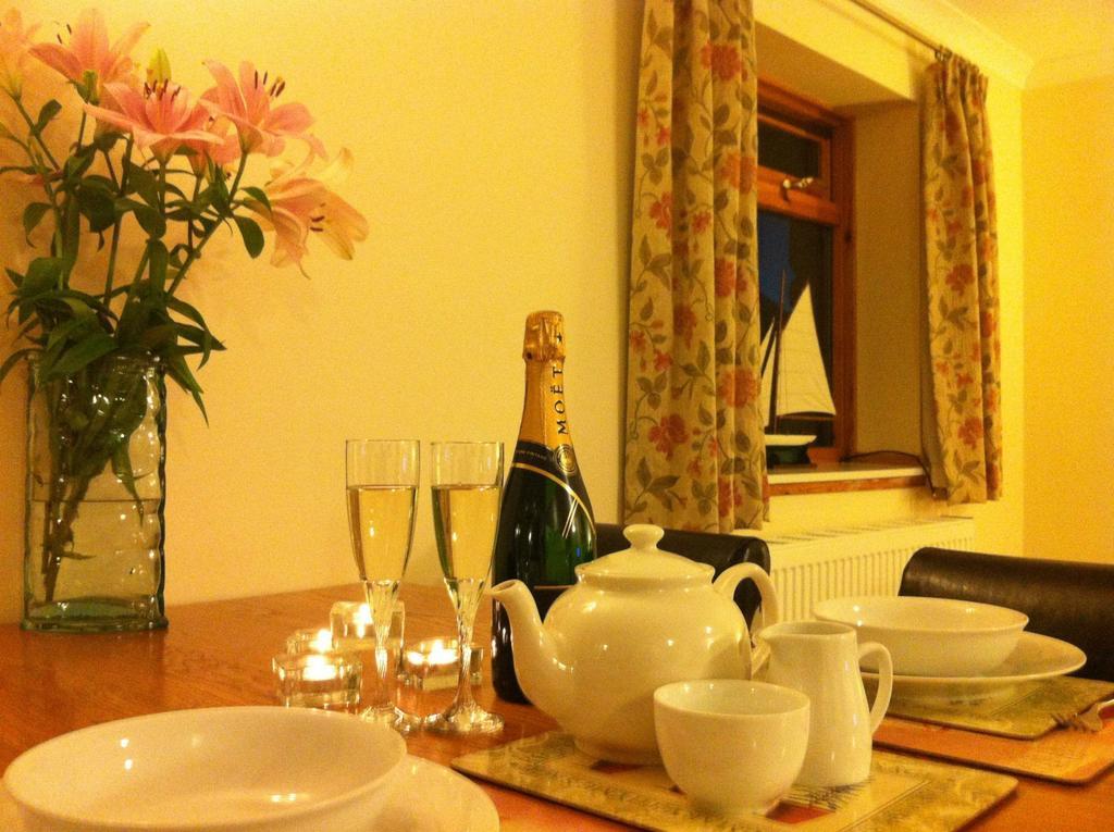 Clan Cottages Oban Habitación foto